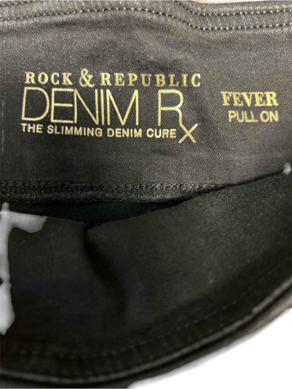 Rock & Republic Fever Shorts - Picture 4 of 4